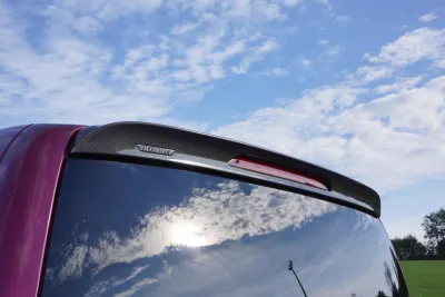 Mercedes-Benz - V